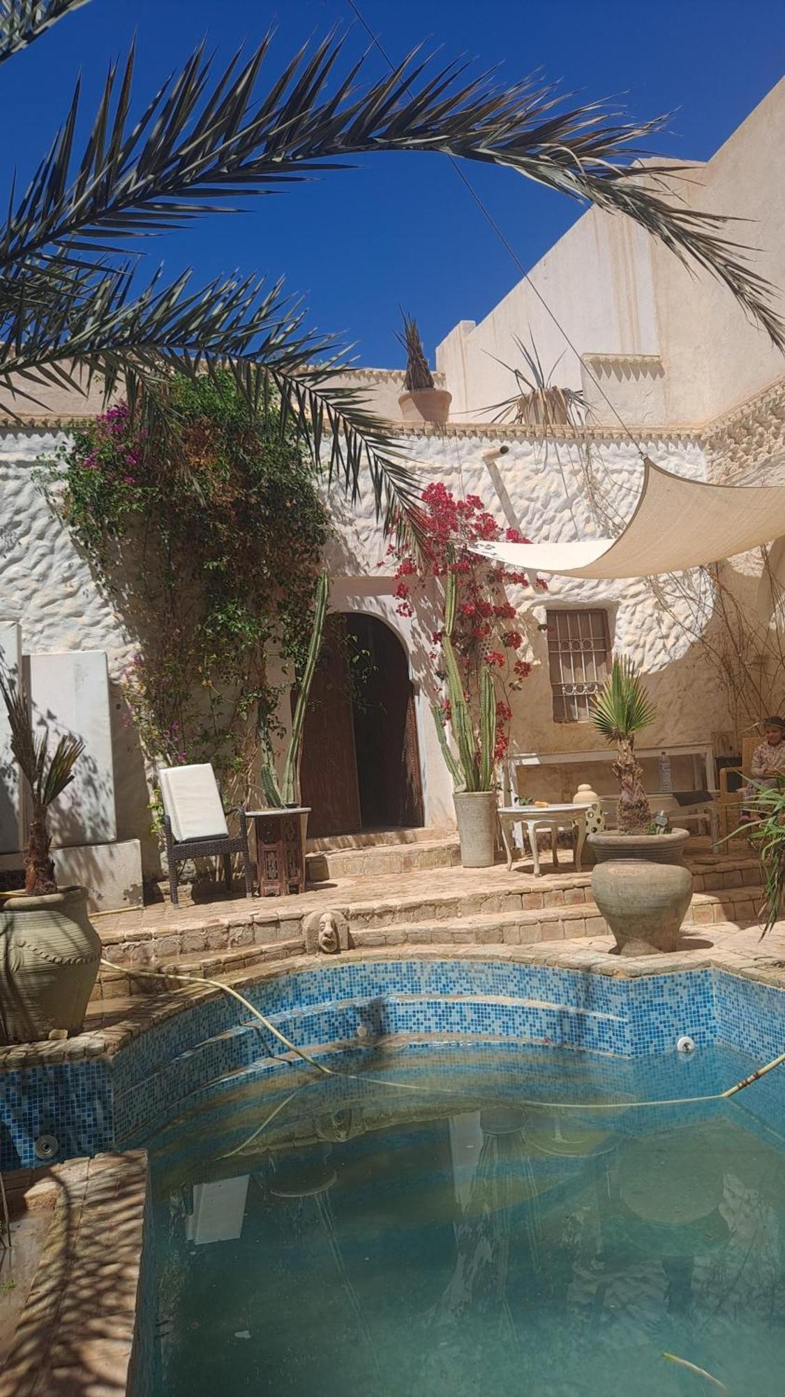 Riad Dar El Caid - Palais XIII Siecle Tozeur Exteriér fotografie